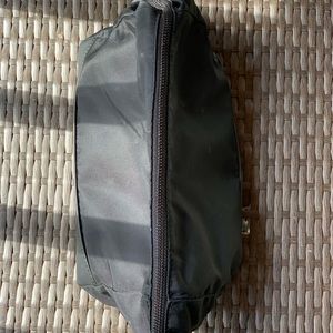 Lululemon travel makeup bag